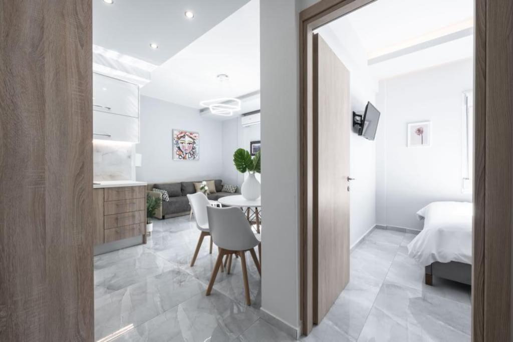 Soleggiato Minimal Apartment سالونيك المظهر الخارجي الصورة