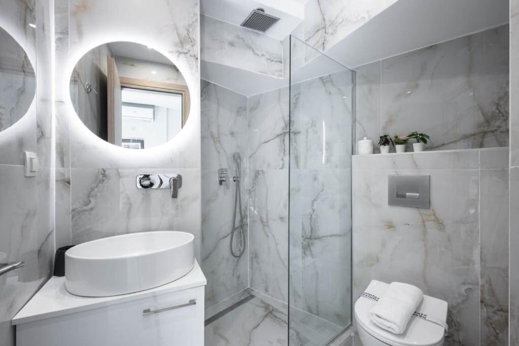 Soleggiato Minimal Apartment سالونيك المظهر الخارجي الصورة